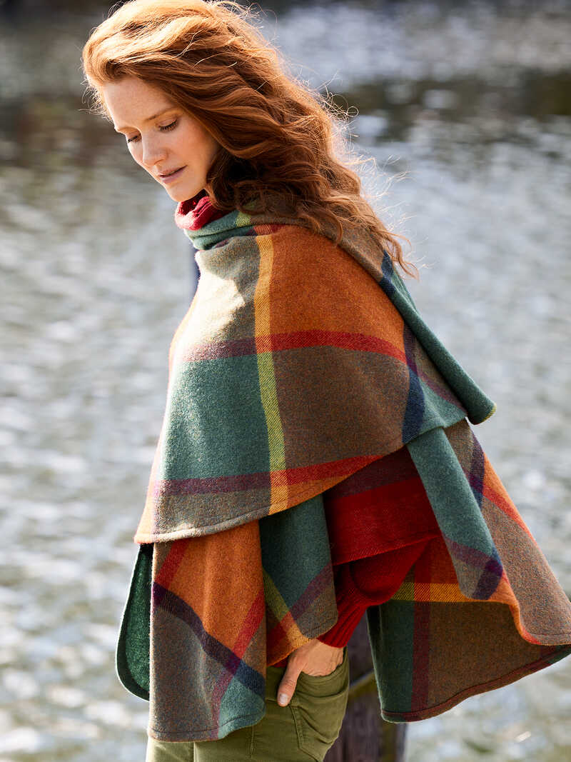 Lambswool-Strickcape