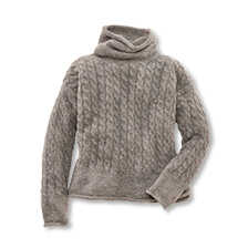 Zopfstrickpullover mit Rollkragen